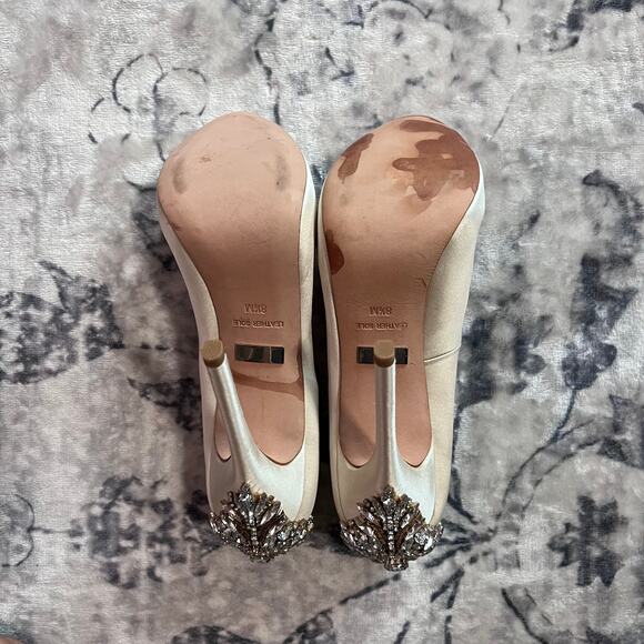 Badgley Mischka Kiara Embellished Peep-toe Pump Sz 8.5M - Picture 3 of 7